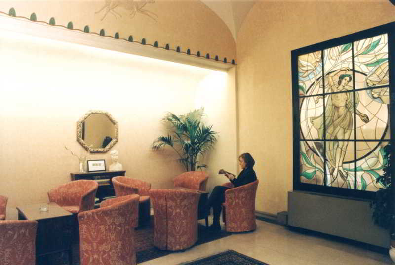 Hotel Flora Прато Інтер'єр фото